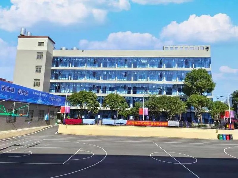 户外运动场_01